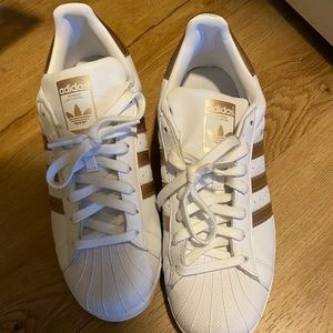BRAND NEW ADIDAS SUPERSTARS